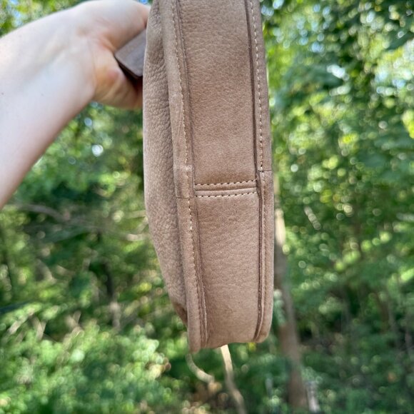 Mini zip ergo, in lovely sand! So chic for fall! - Picture 5 of 14